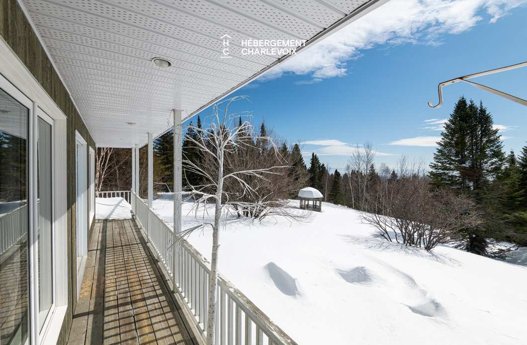 ATM-279 - Inviting Villa with breathaking views: Perfect for gatherings and exploring beautiful Charlevoix!